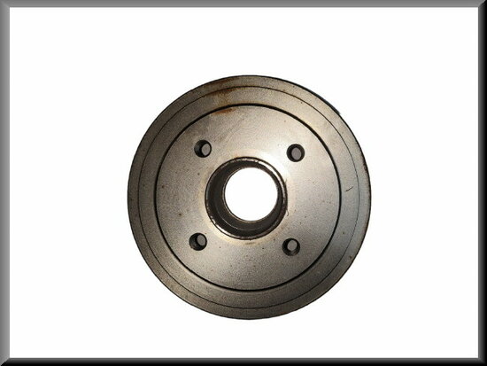 R21 Brake drum (New Old Stock).