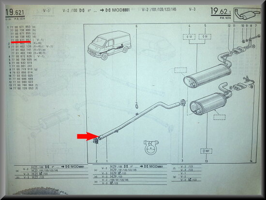 Trafic: Exhaust pipe (New Old Stock).