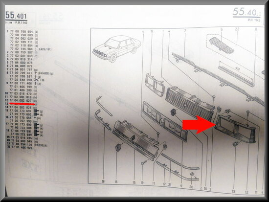 R9-11-Koplamp frame links (New Old Stock)