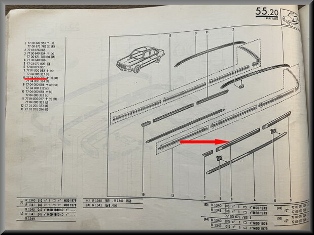 R18: Sierstrip achterdeur rechts  (New Old Stock).